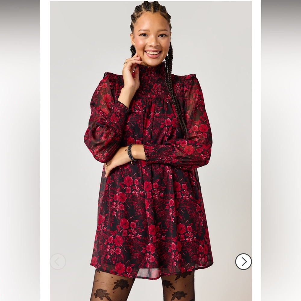 Francesca’s Mi Ami Laney Floral High Neck Dress